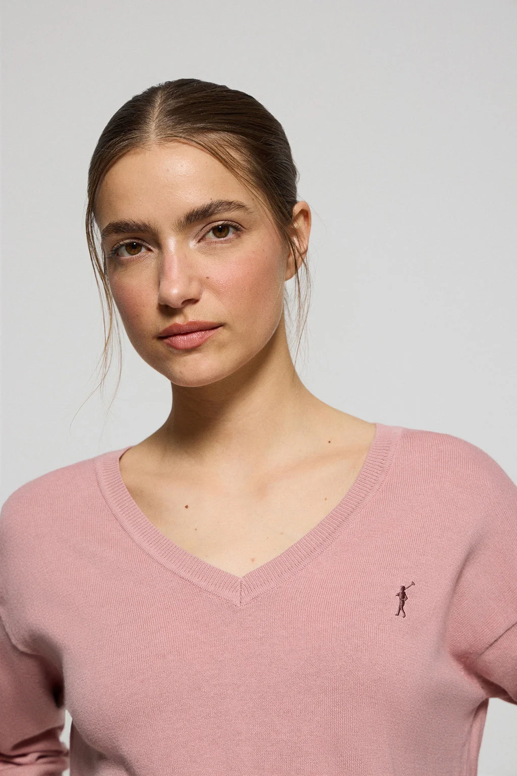 Pink V-neck knit jumper with Rigby Go embroidered logo - Image 2