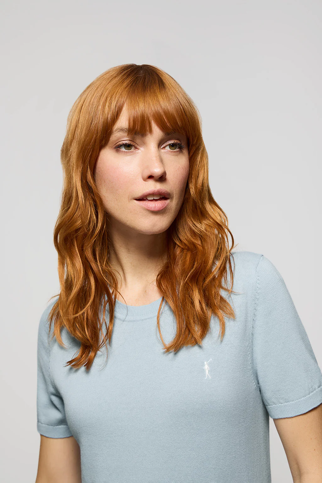 Sky-blue short-sleeve round-neck knit jumper with Rigby Go logo - Image 2