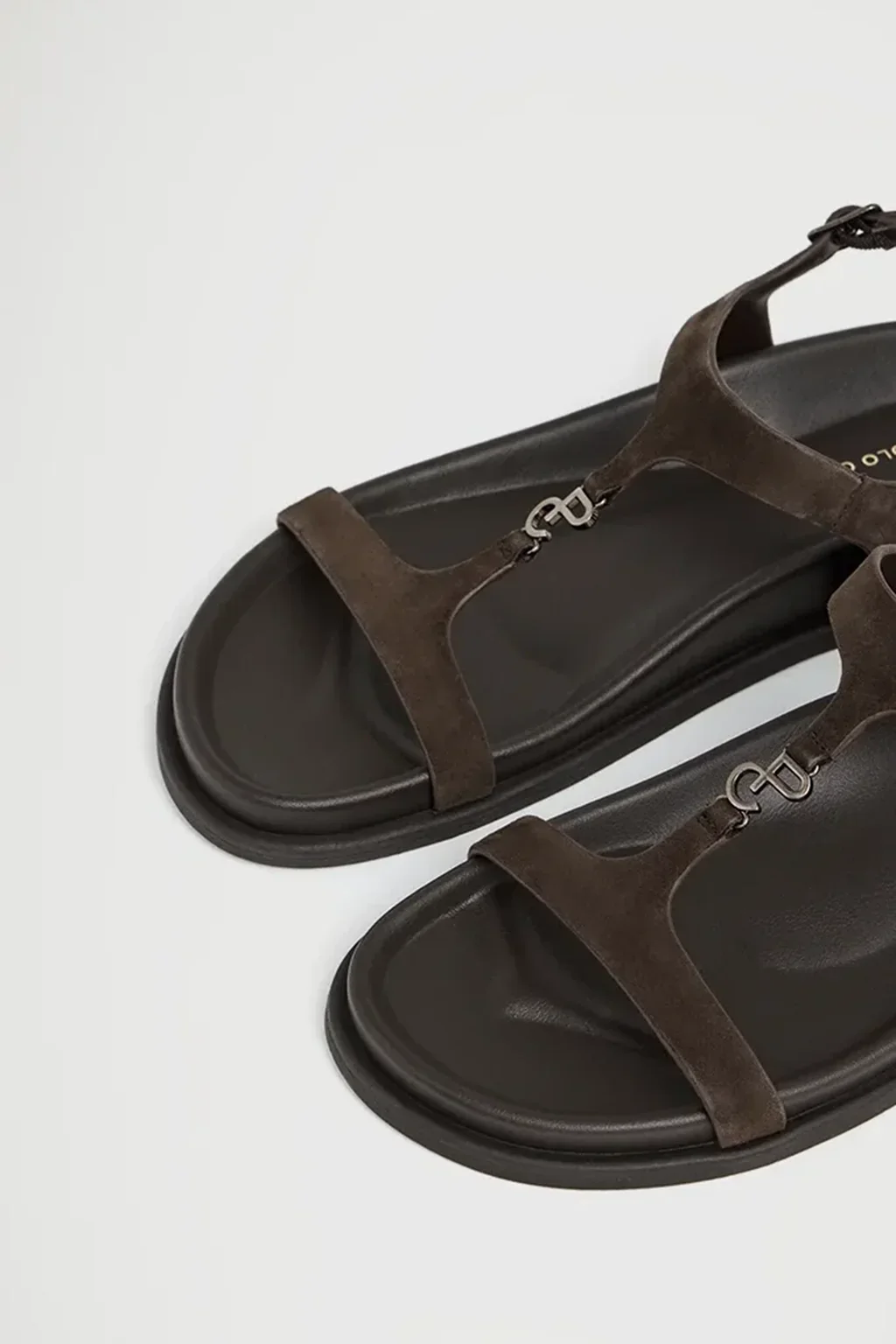 Brown bio sandal Orelia with Polo Club metal detail - Image 4