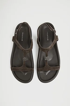 Brown bio sandal Orelia with Polo Club metal detail - Image 7