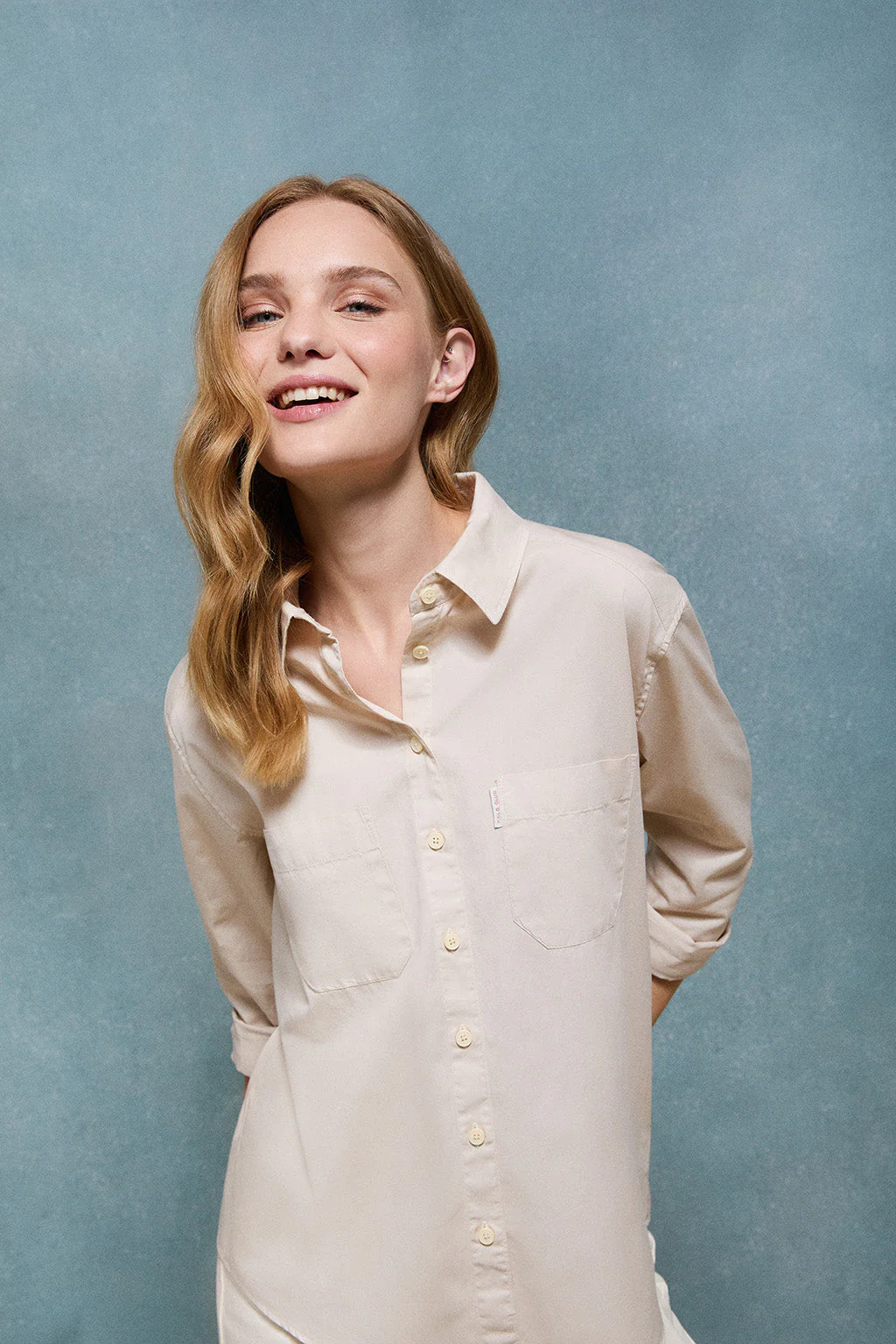 Sandy loose-fit shirt with pockets and Polo Club detail - Image 4
