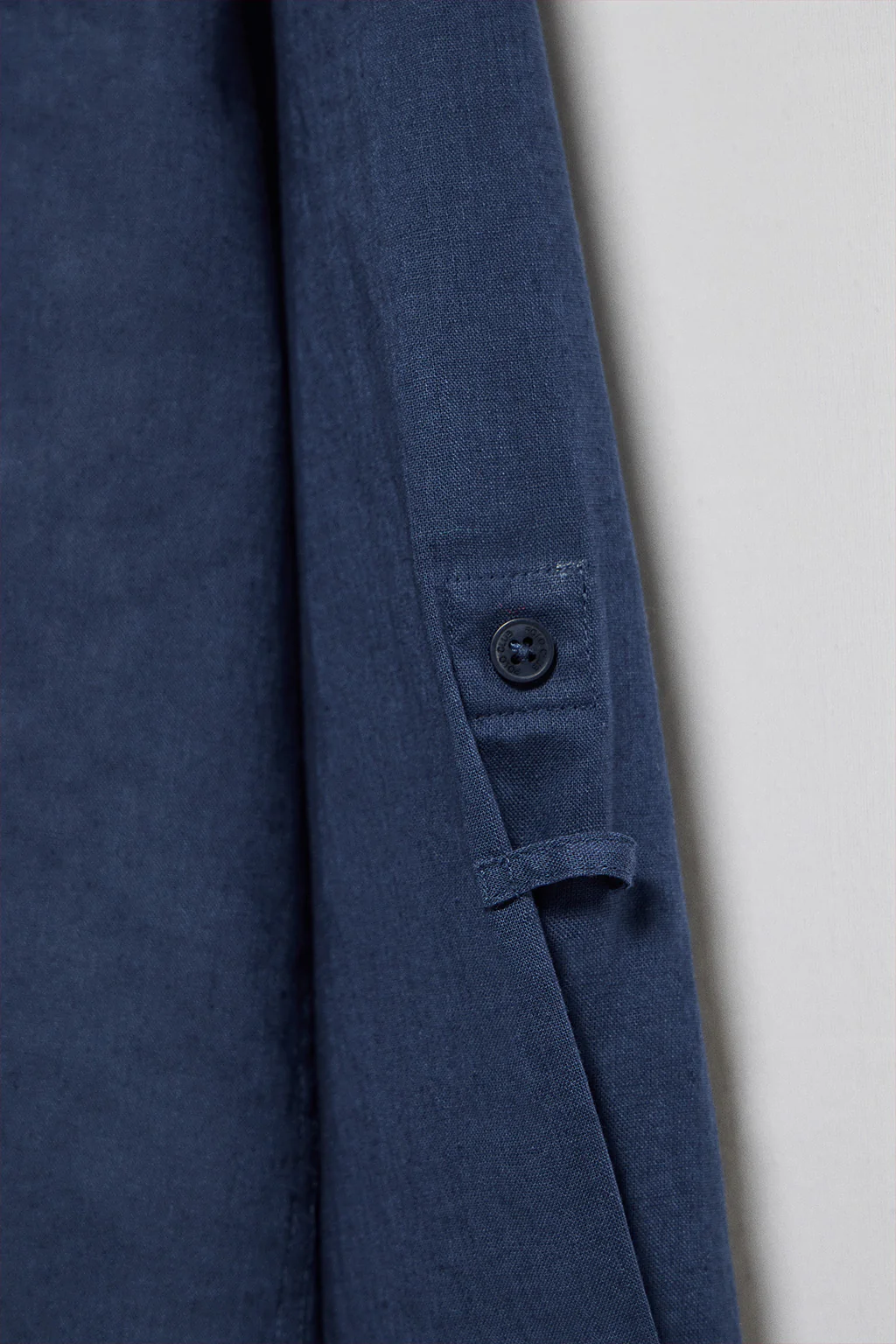 Navy-blue regular-fit shirt in linen and cotton with embroidered logo - Image 8