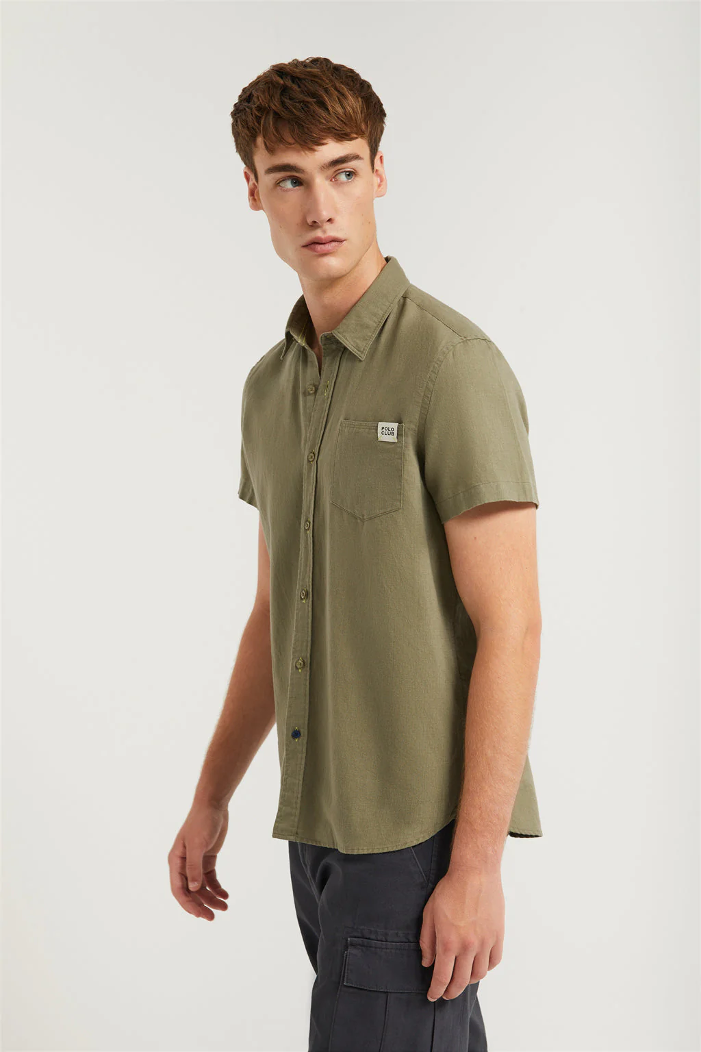 Khaki linen shirt with chest pocket - Image 5