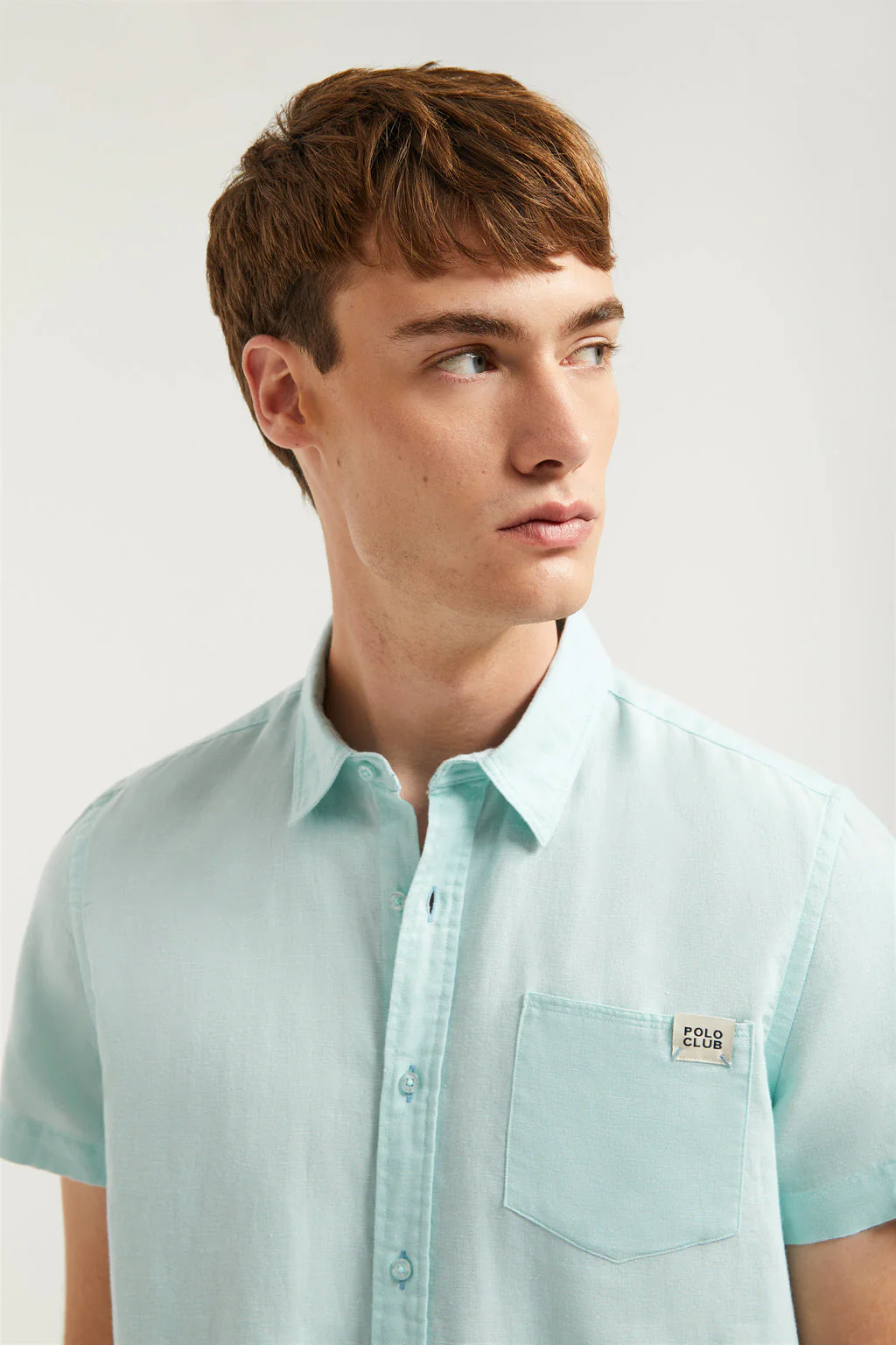 Green linen shirt with chest pocket - Image 2