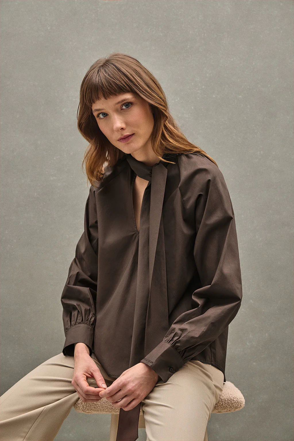 Chocolate blouse Catalina