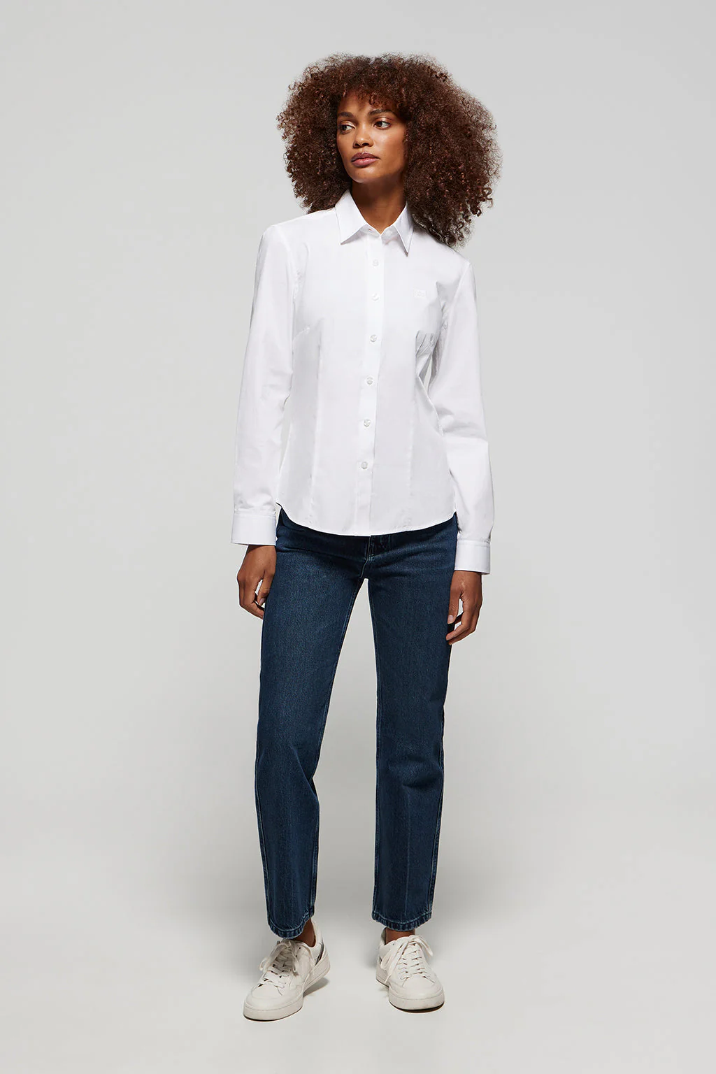 White slim-fit poplin shirt with logo - Image 4