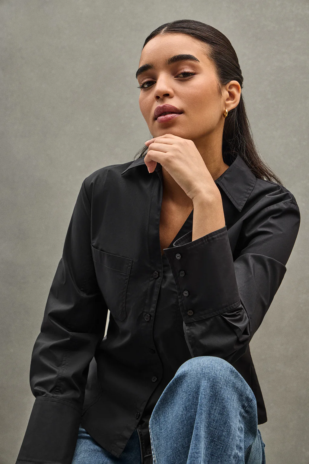 Black slim-fit shirt with V-neck