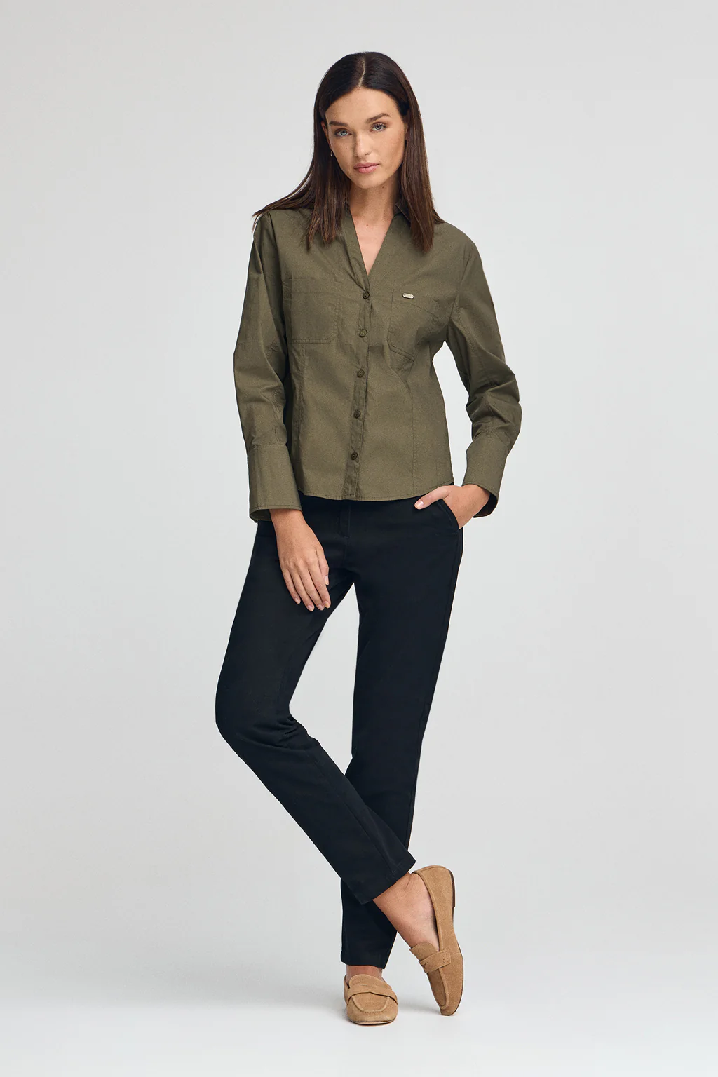 Olive-green slim-fit shirt with V-neck - Image 3