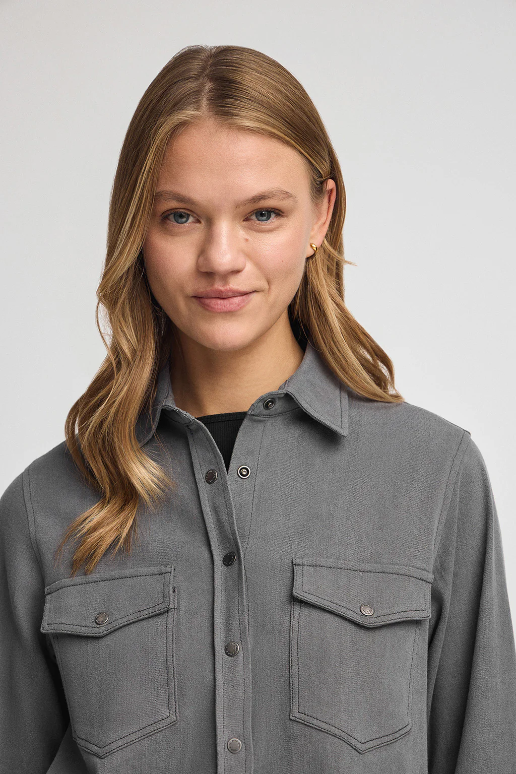Grey denim shirt with relaxed fit - Image 3