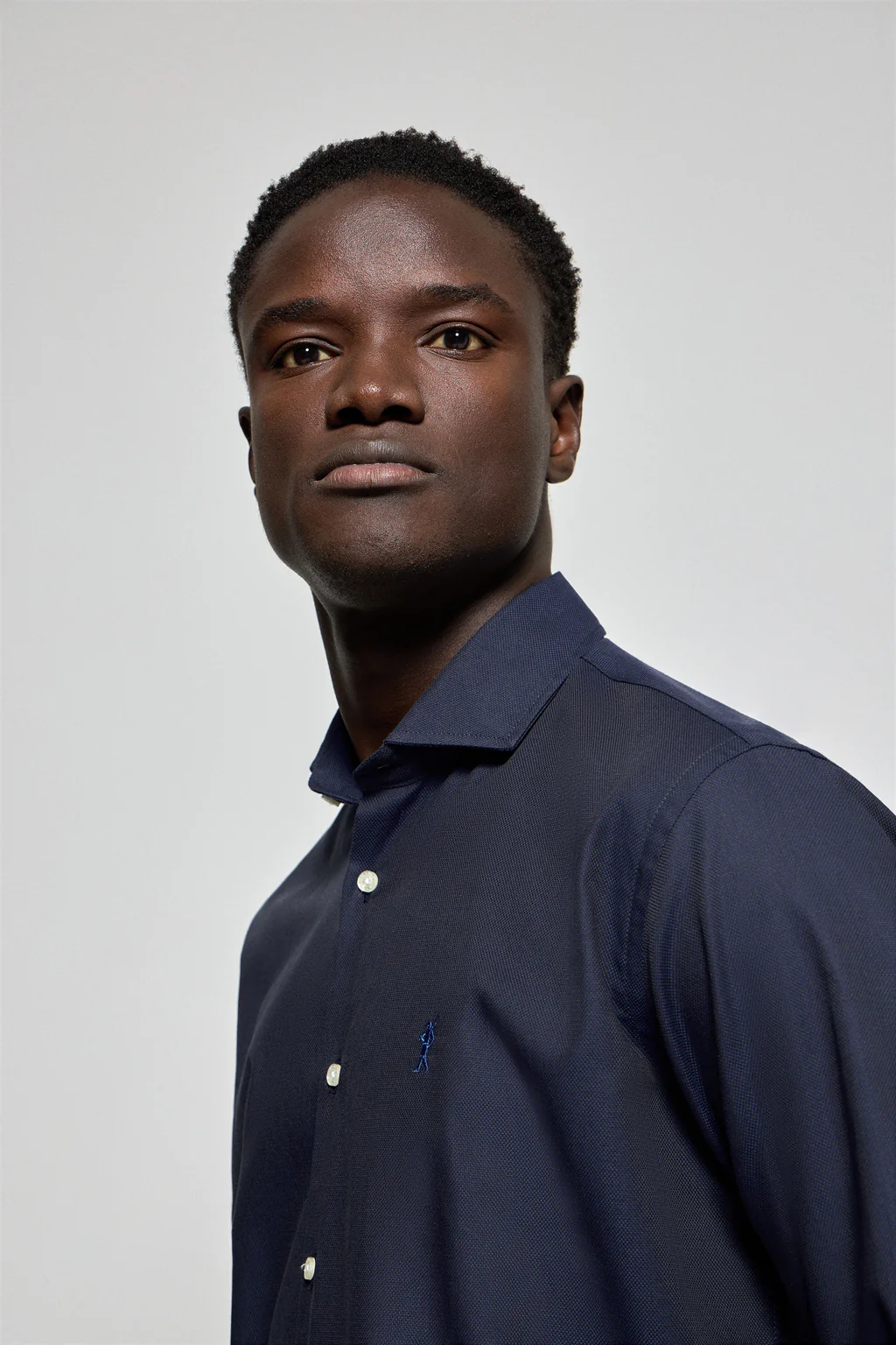 Navy-blue microstructure shirt Cornell with Rigby Go embroidery - Image 3