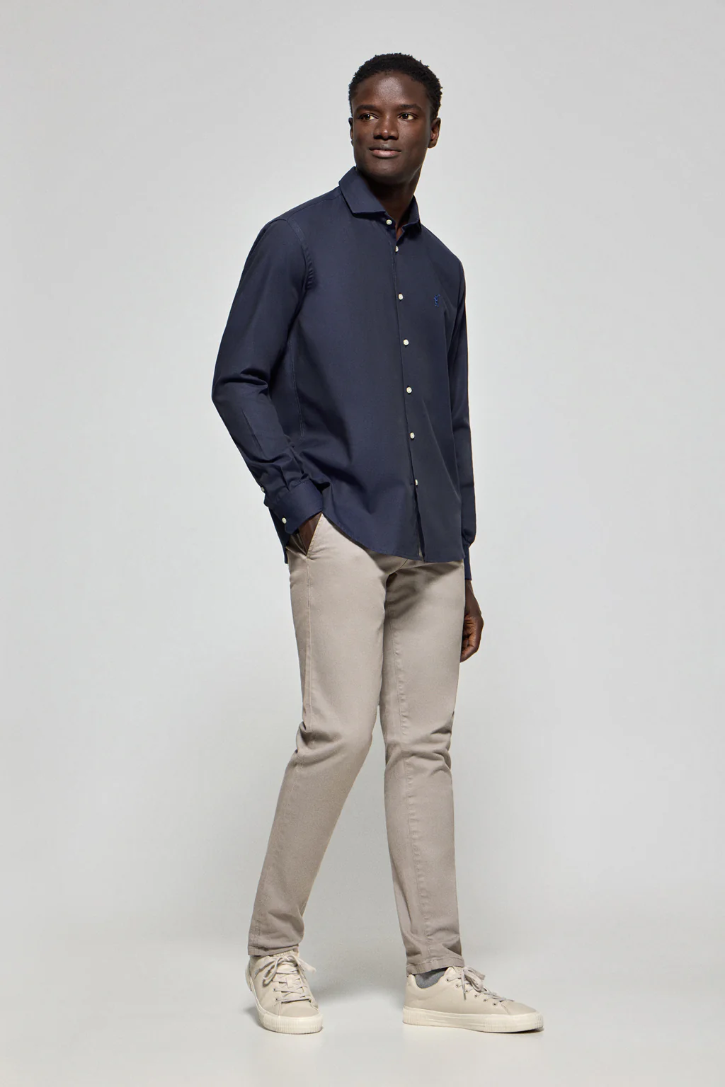 Navy-blue microstructure shirt Cornell with Rigby Go embroidery - Image 4