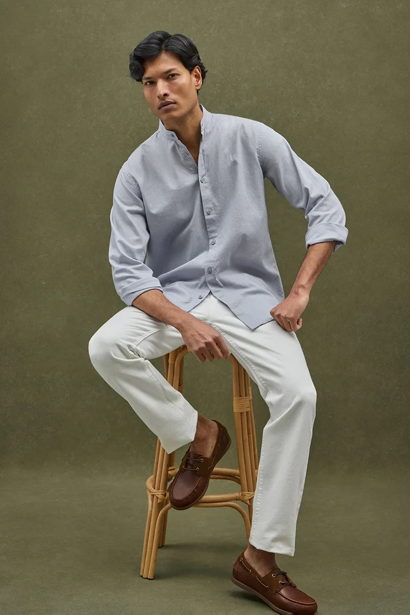 Light-blue cotton-linen regular-fit shirt with mandarin collar and Rigby Go embroidery