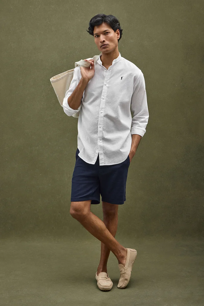 White cotton-linen regular-fit shirt with mandarin collar and Rigby Go embroidery