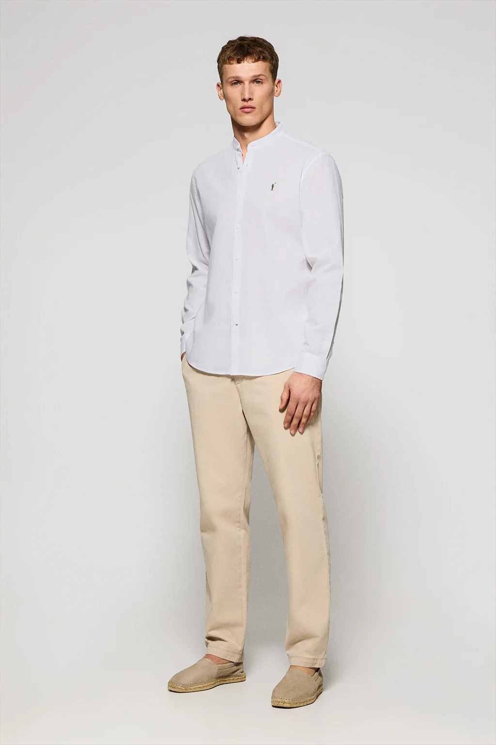 White Mandarin-collar shirt in linen and cotton with Rigby Go embroidery - Image 4