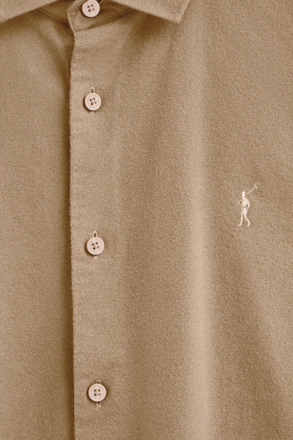 Camel slim-fit shirt with Italian collar and Rigby Go logo - Image 6