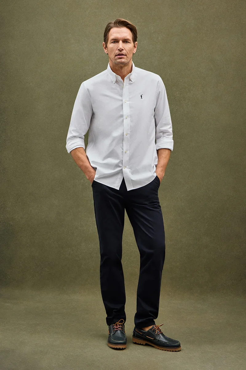 White regular-fit Oxford shirt with Rigby Go logo