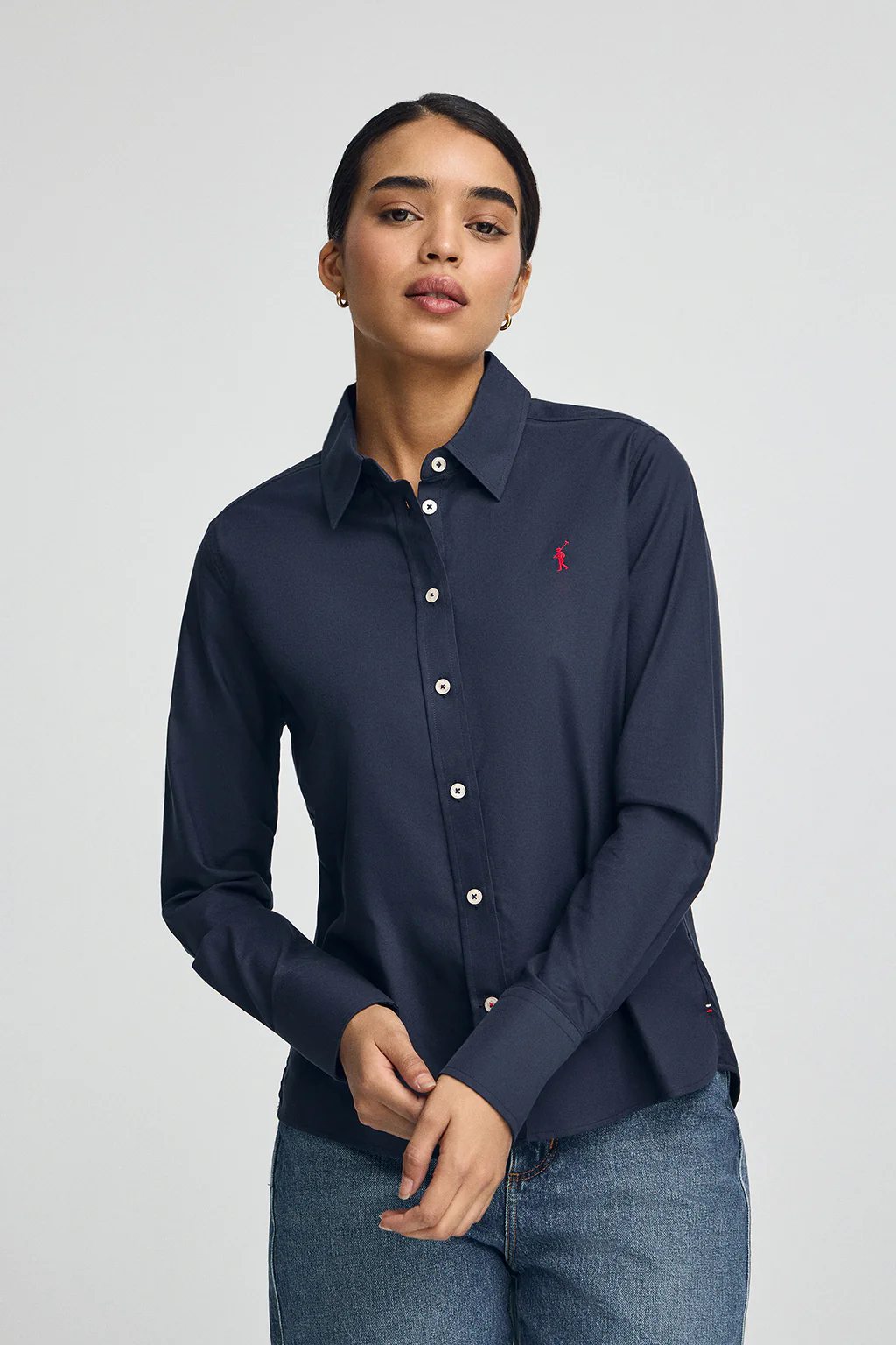 Navy-blue shirt with straight fit and Rigby Go logo
