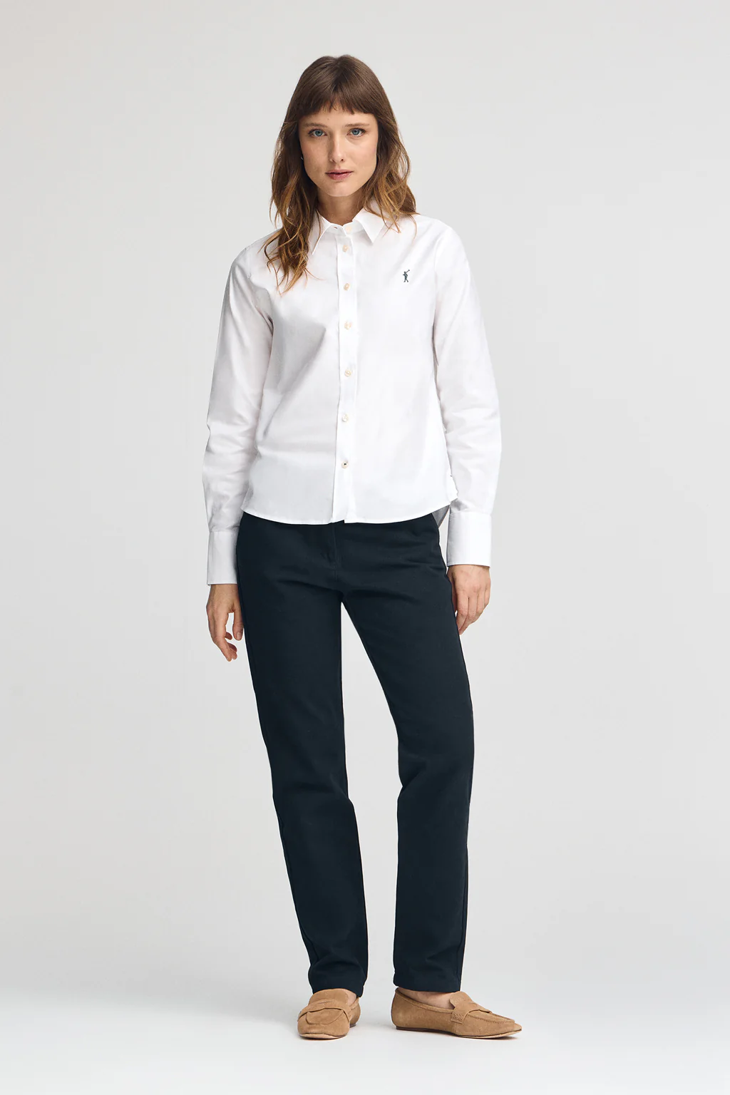 White shirt with straight fit and Rigby Go logo - Image 3
