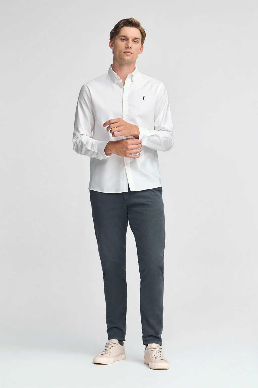 White shirt with regular fit and Rigby Go logo - Image 3