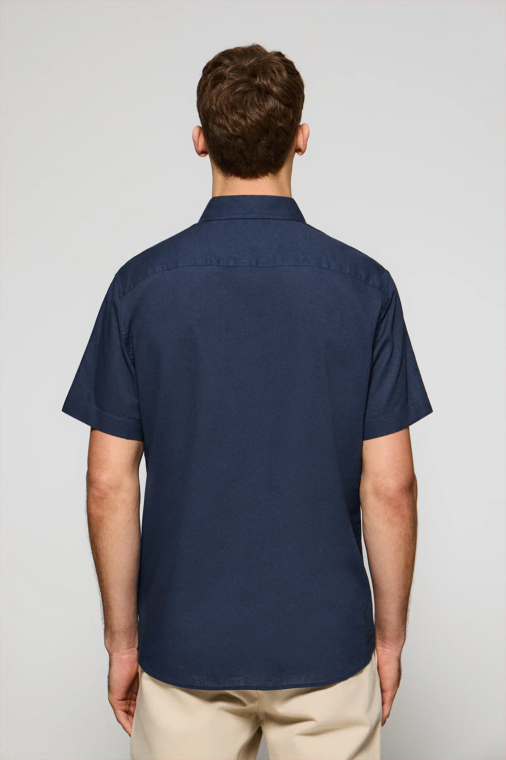 Navy-blue polo-style shirt in linen and cotton with Rigby Go embroidery - Image 2
