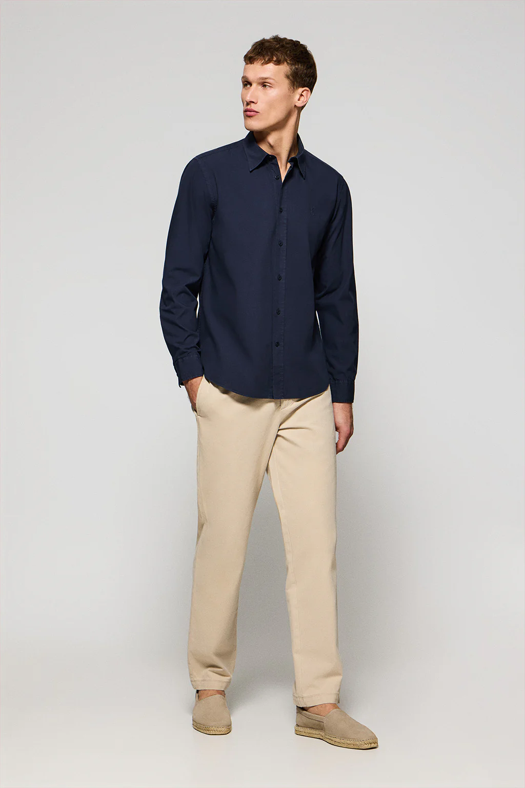 Navy-blue garment-dye poplin shirt with Rigby Go embroidery - Image 4