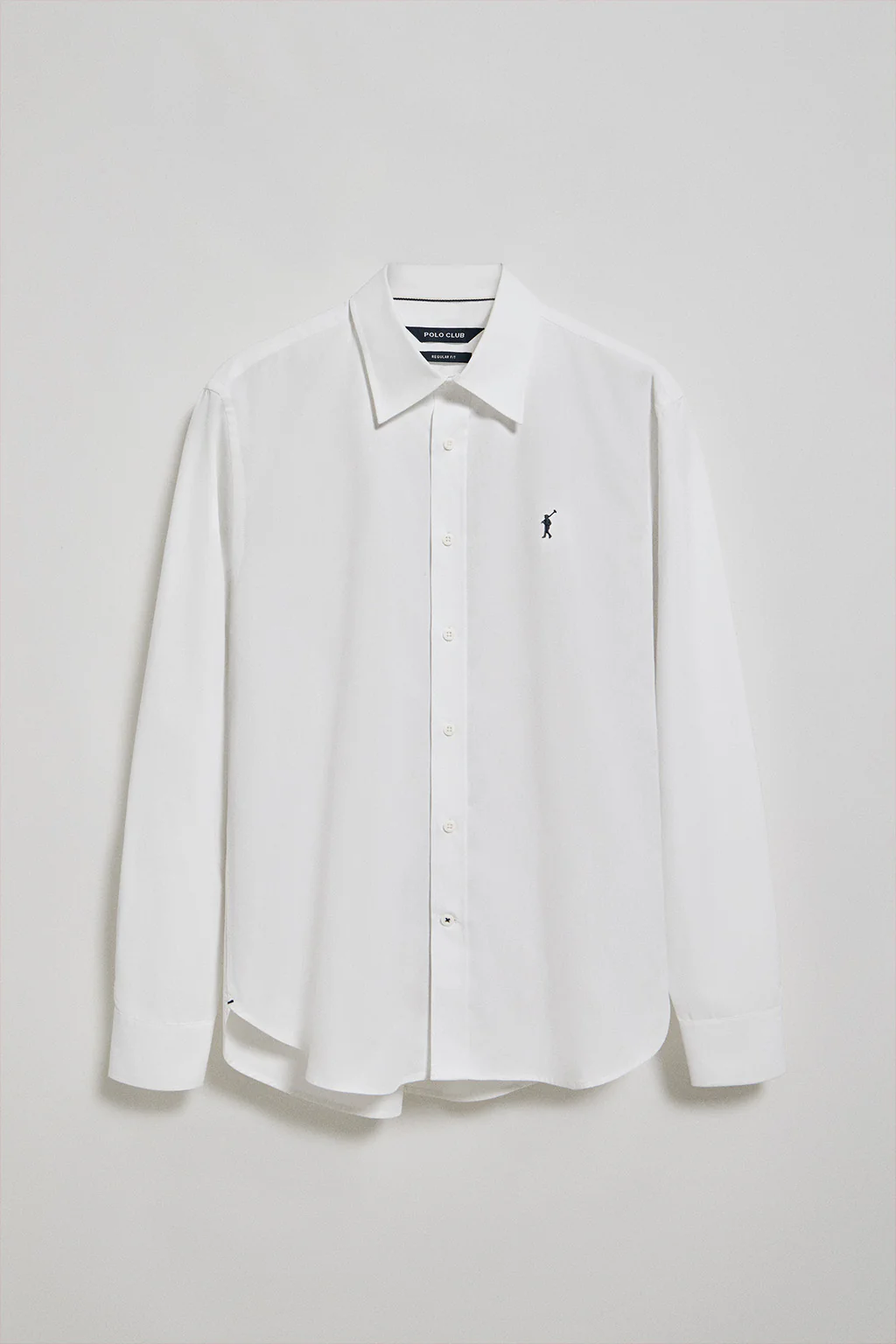 White garment-dye poplin shirt with Rigby Go embroidery - Image 7