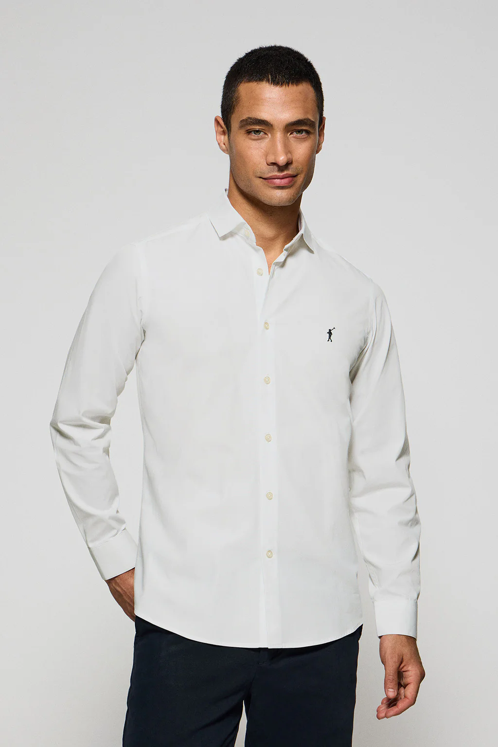 White slim-fit poplin shirt with Rigby Go embroidered logo