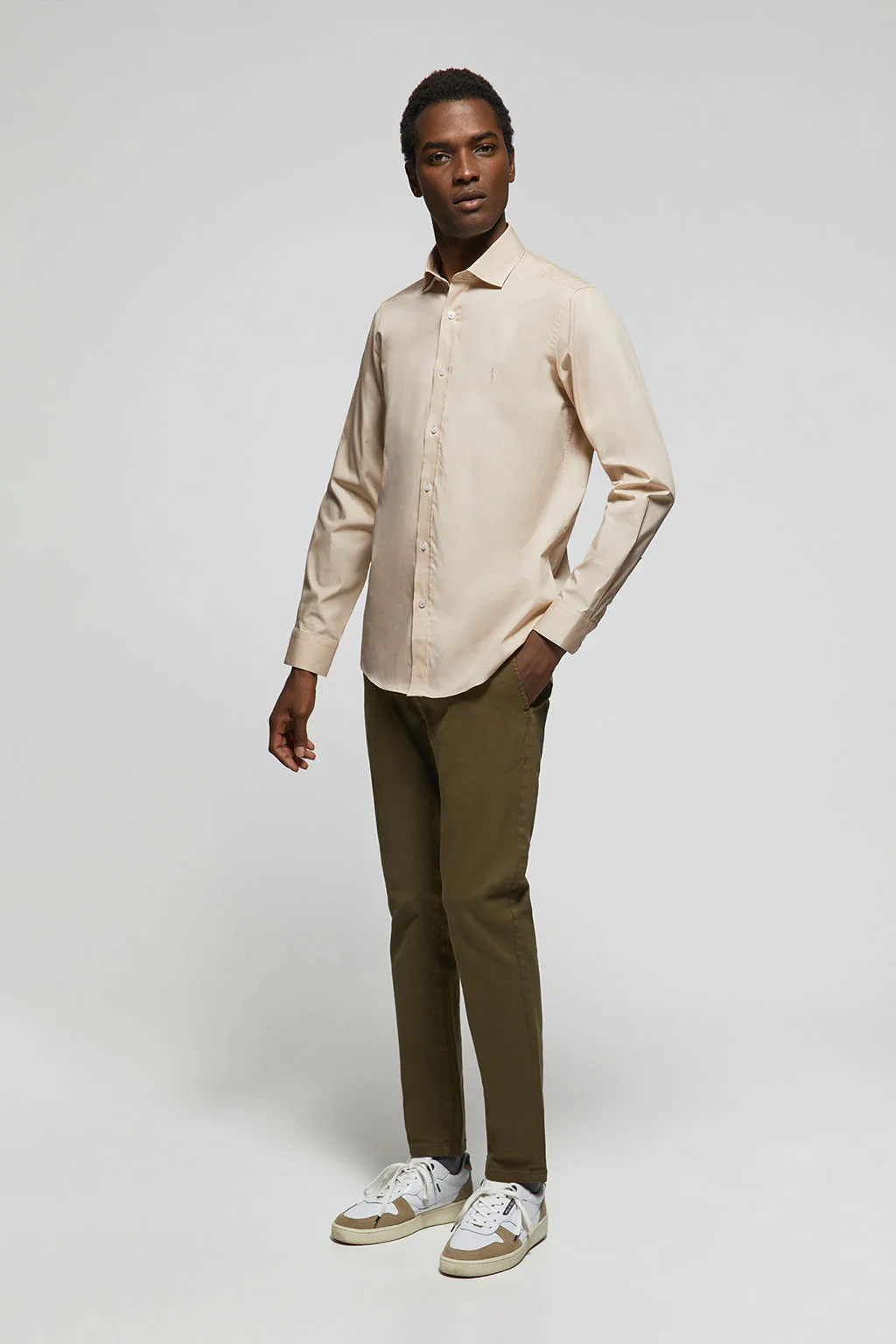 Beige slim-fit poplin shirt with Rigby Go logo - Image 3