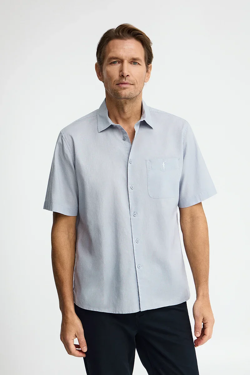 Light-blue cotton-linen short-sleeve shirt with regular fit and Rigby Go logo - Image 2