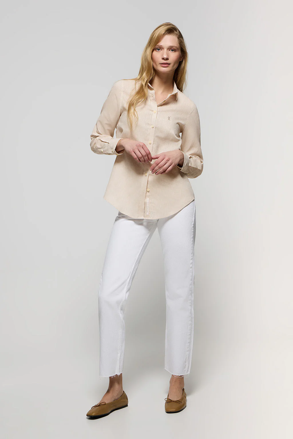 Beige linen and cotton shirt with Rigby Go embroidery - Image 4