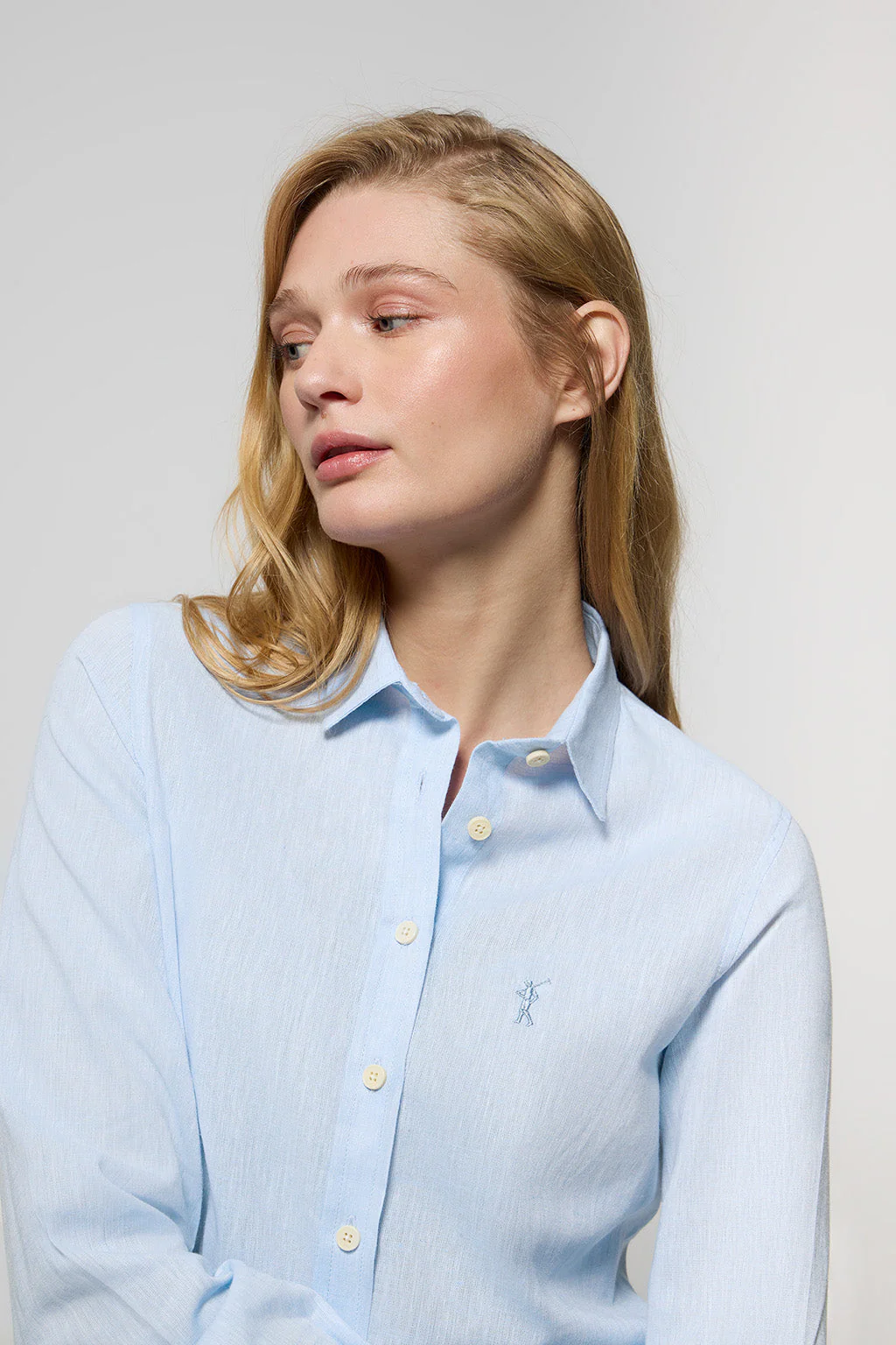 Sky-blue linen and cotton shirt with Rigby Go embroidery - Image 2