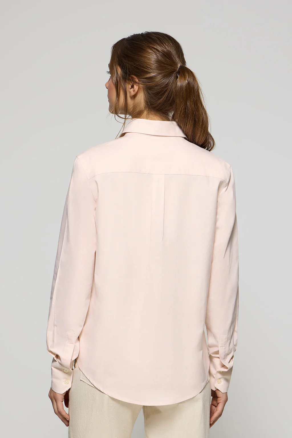 Pale-pink Oxford shirt with Rigby Go embroidered logo - Image 2