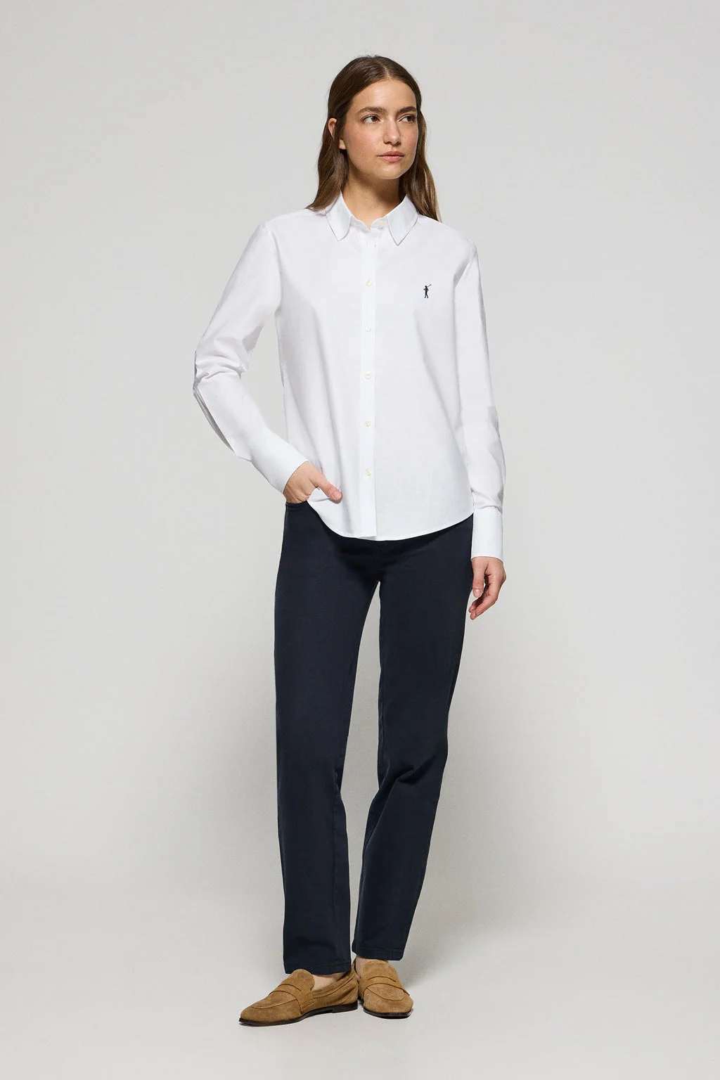 White Oxford shirt with Rigby Go embroidered logo - Image 3