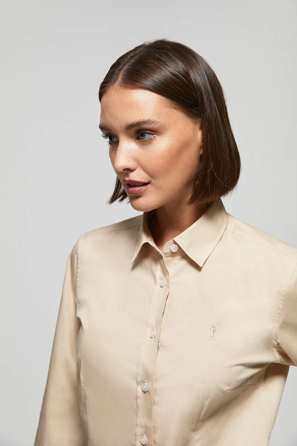 Beige slim-fit poplin shirt with Rigby Go embroidery