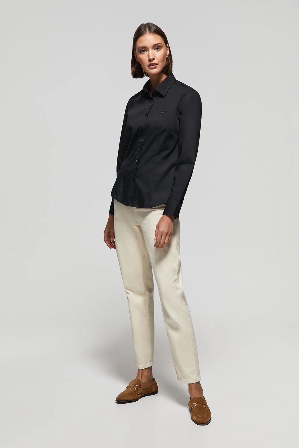 Black slim-fit poplin shirt with Rigby Go embroidery - Image 2