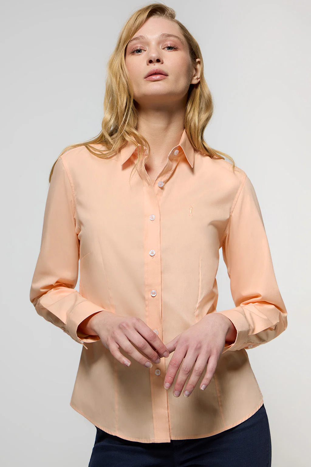 Peach slim-fit poplin shirt with Rigby Go embroidery - Image 2