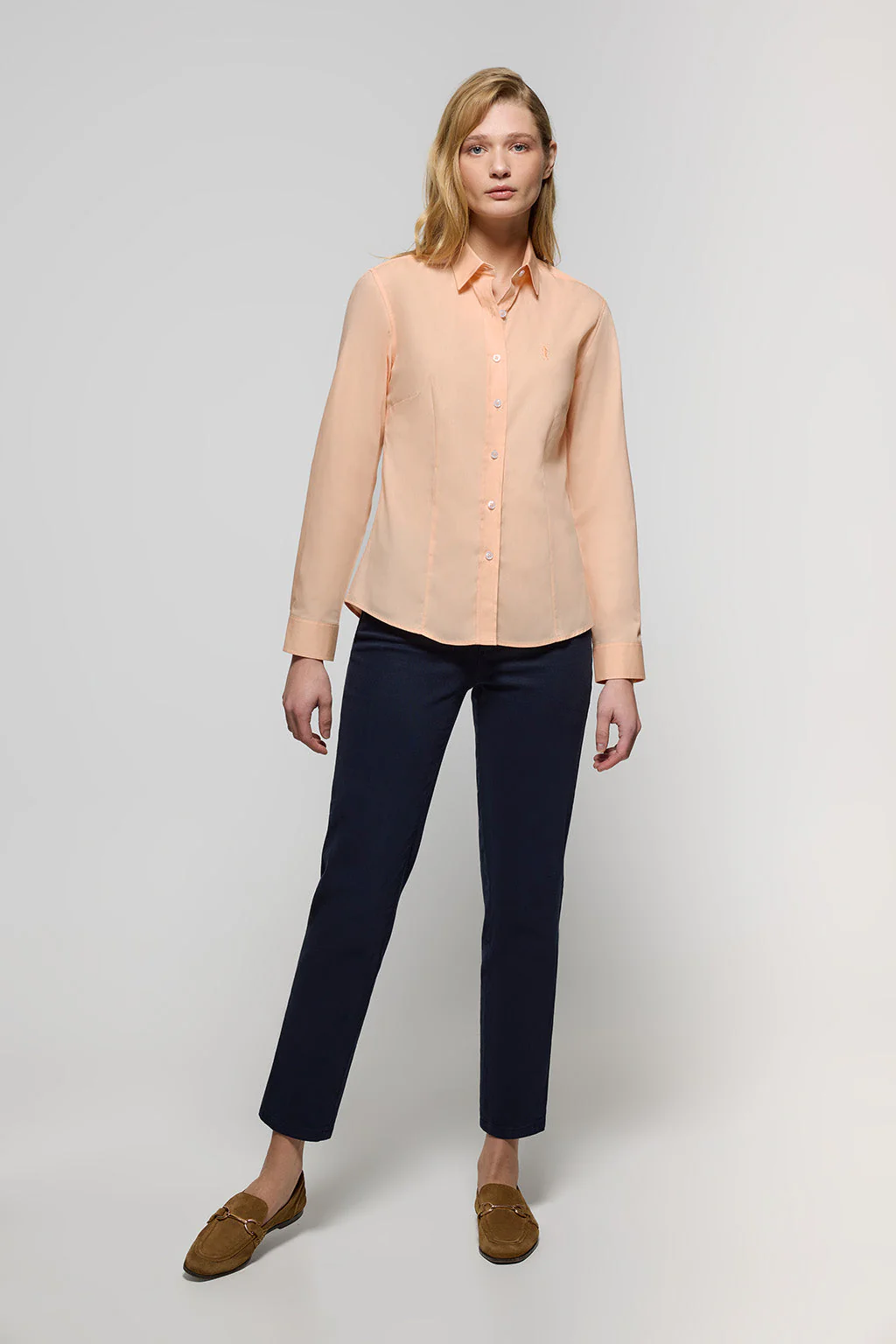 Peach slim-fit poplin shirt with Rigby Go embroidery - Image 3