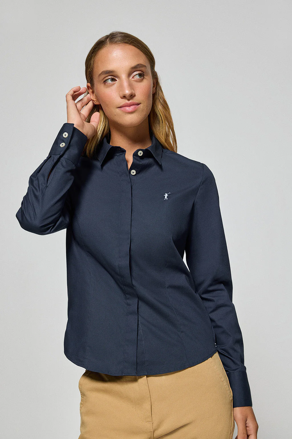 Navy-blue slim-fit poplin shirt with Rigby Go embroidered logo