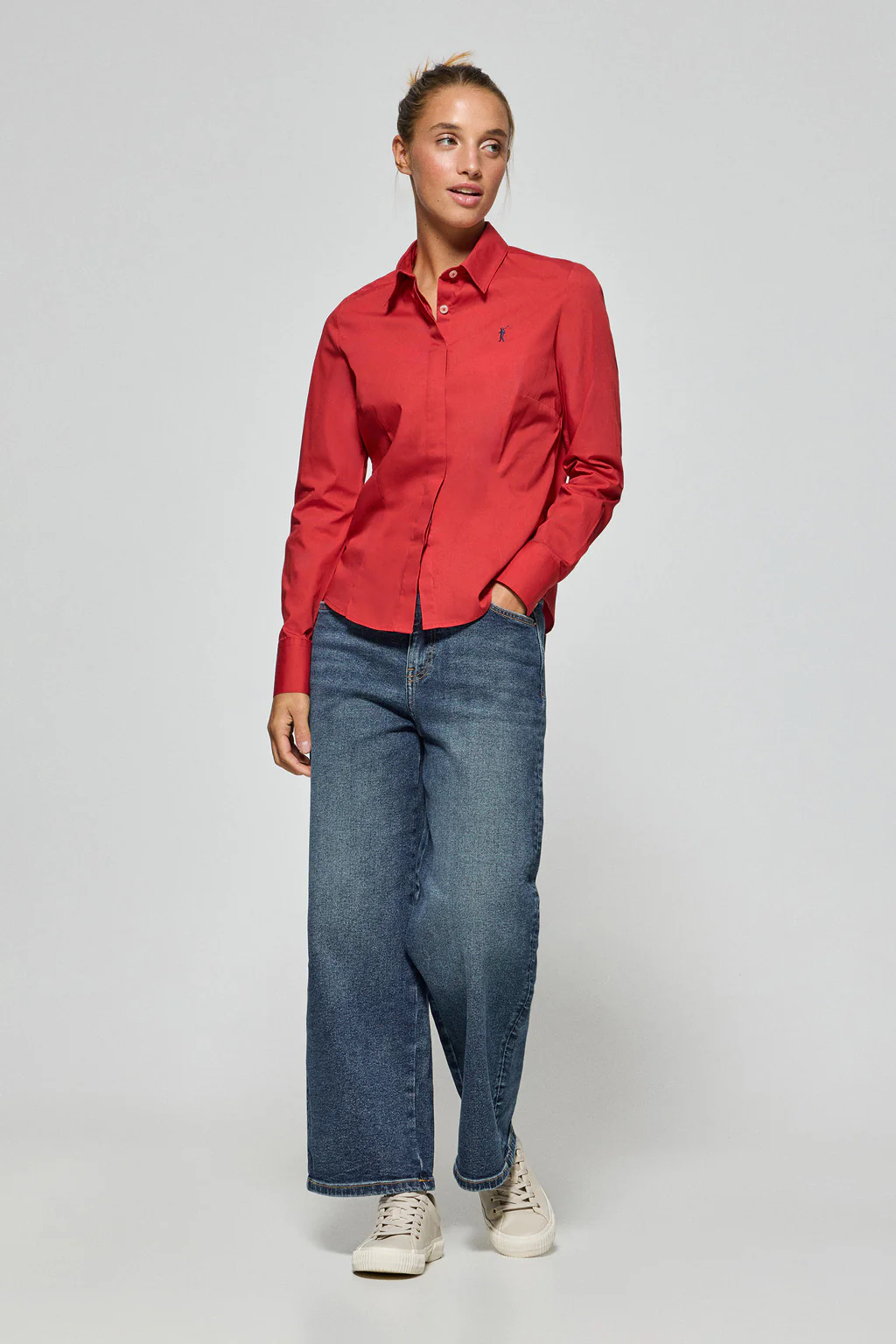 Red slim-fit poplin shirt with Rigby Go embroidered logo - Image 4