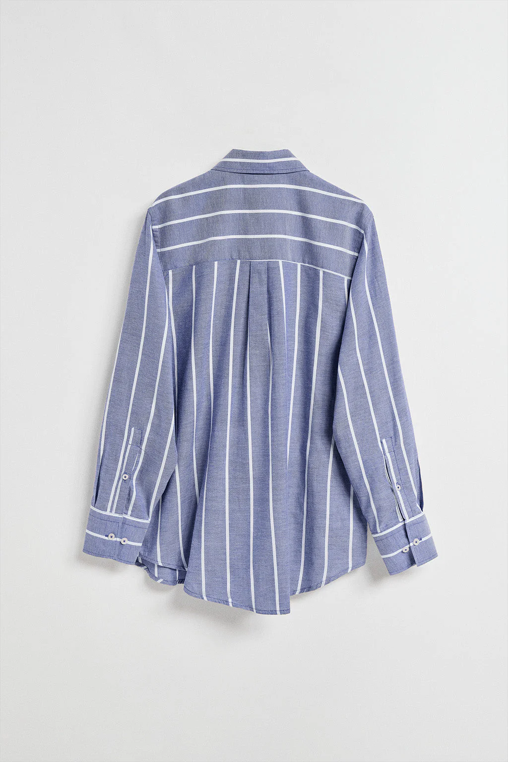Blue relax shirt Salima with Rigby Go logo - Image 9