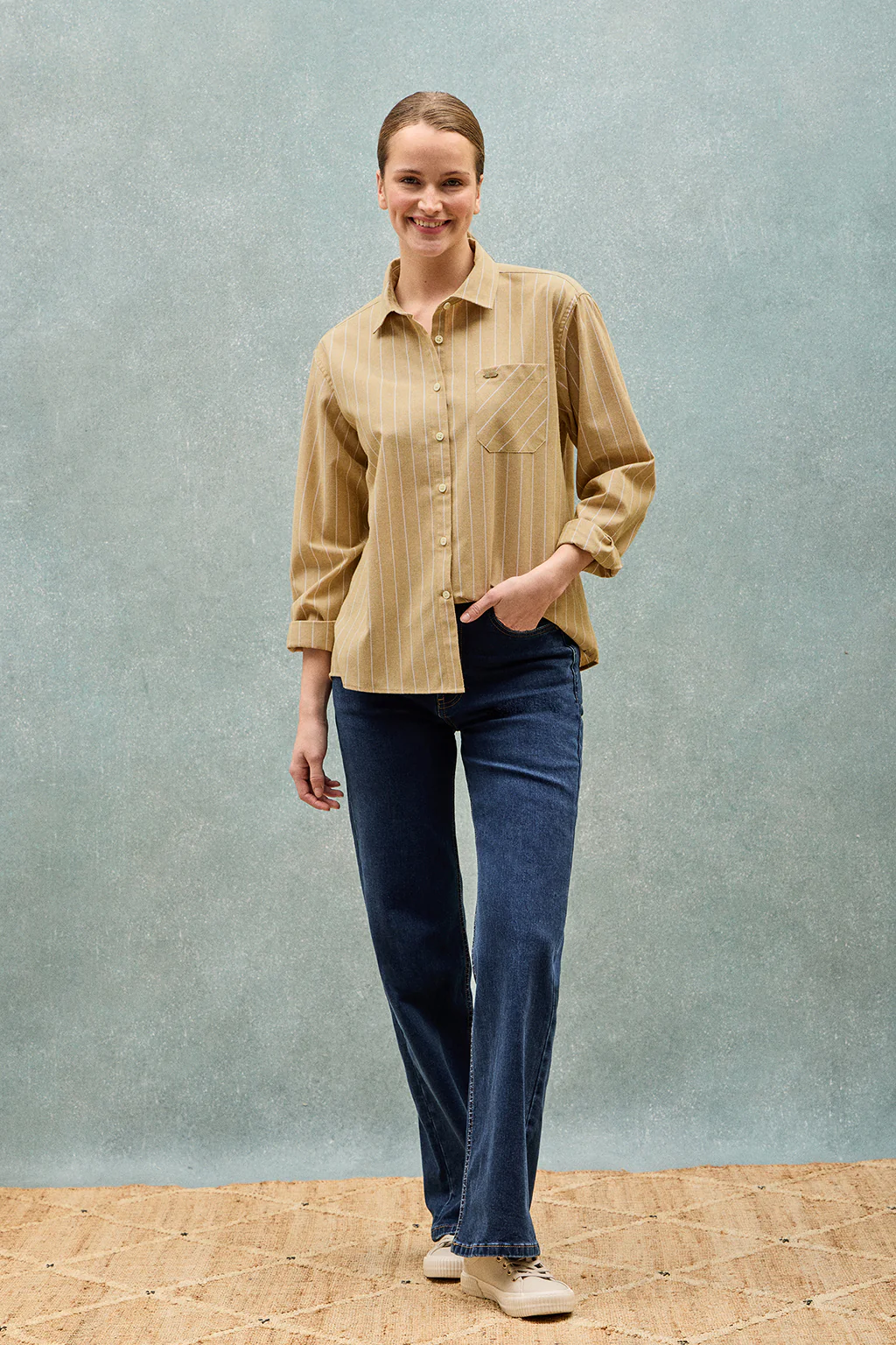 Mustard loose-fit striped shirt Scarlet with pearly button - Image 10