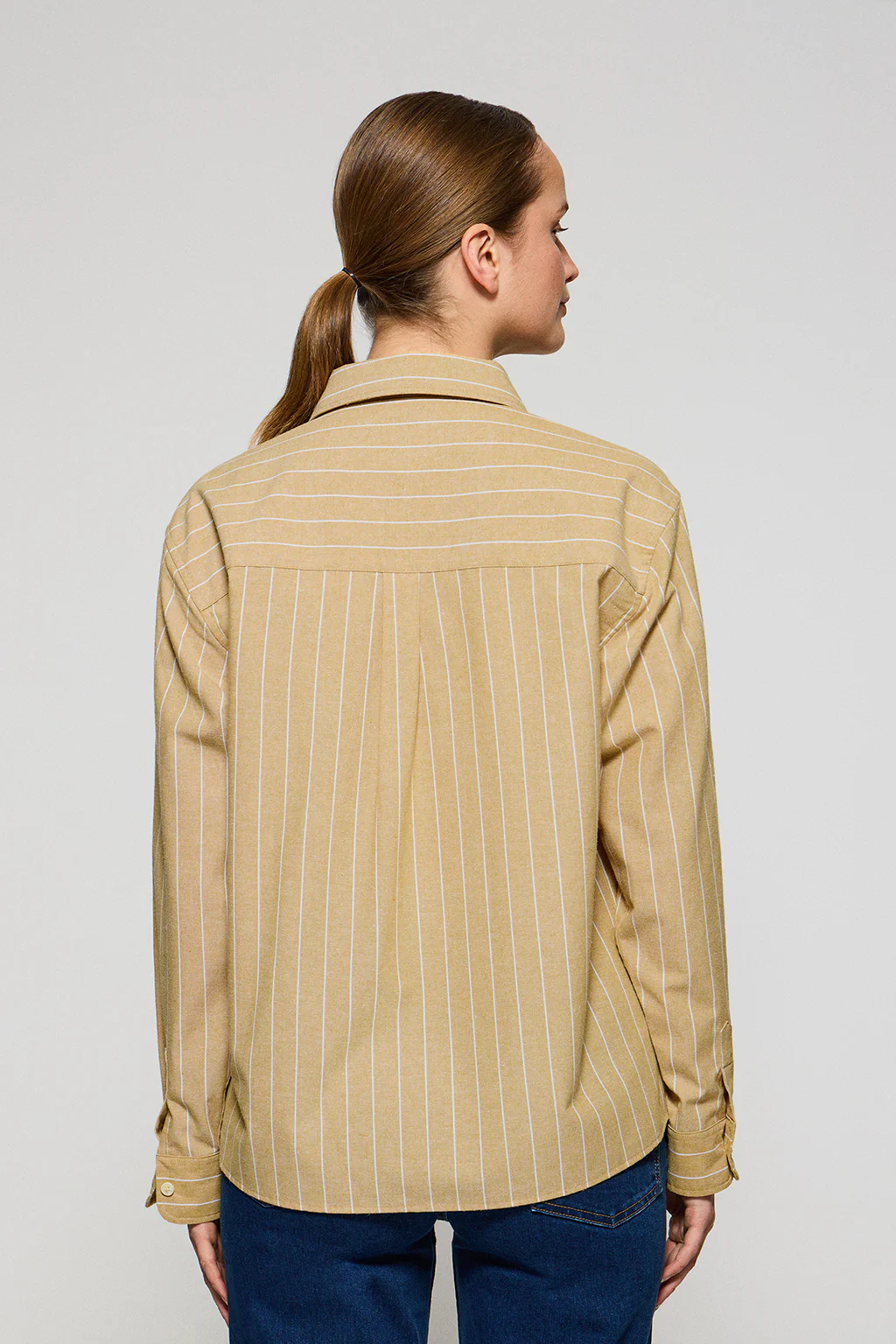 Mustard loose-fit striped shirt Scarlet with pearly button - Image 2