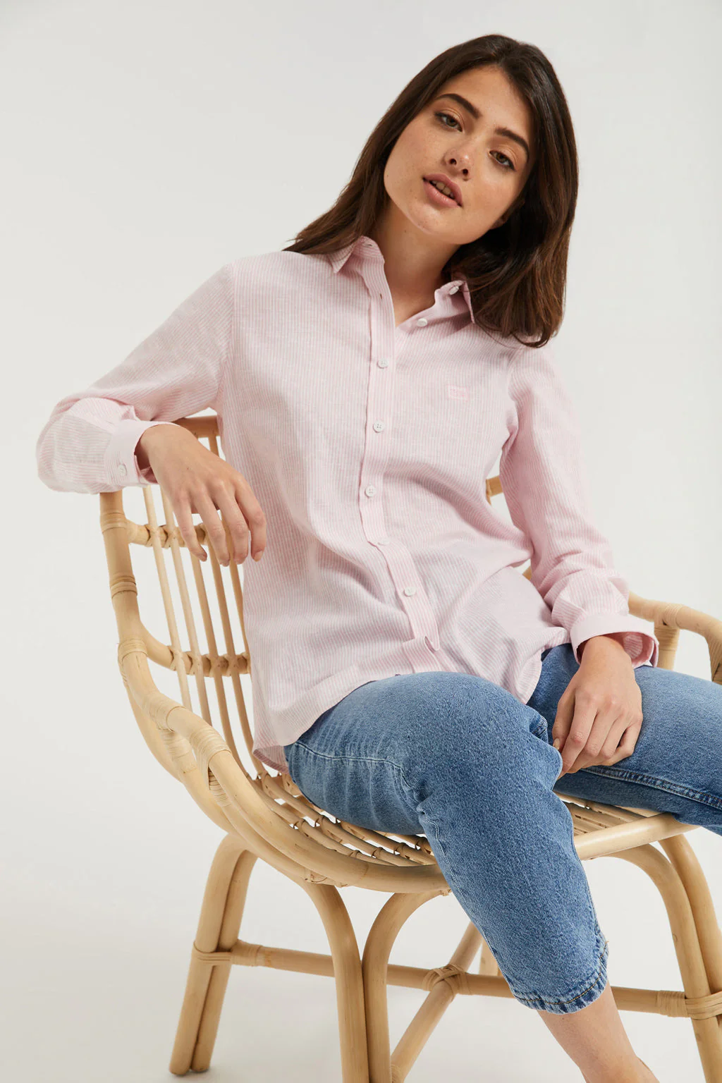 Pink thousand striped shirt with chest embroidered detail - Image 5