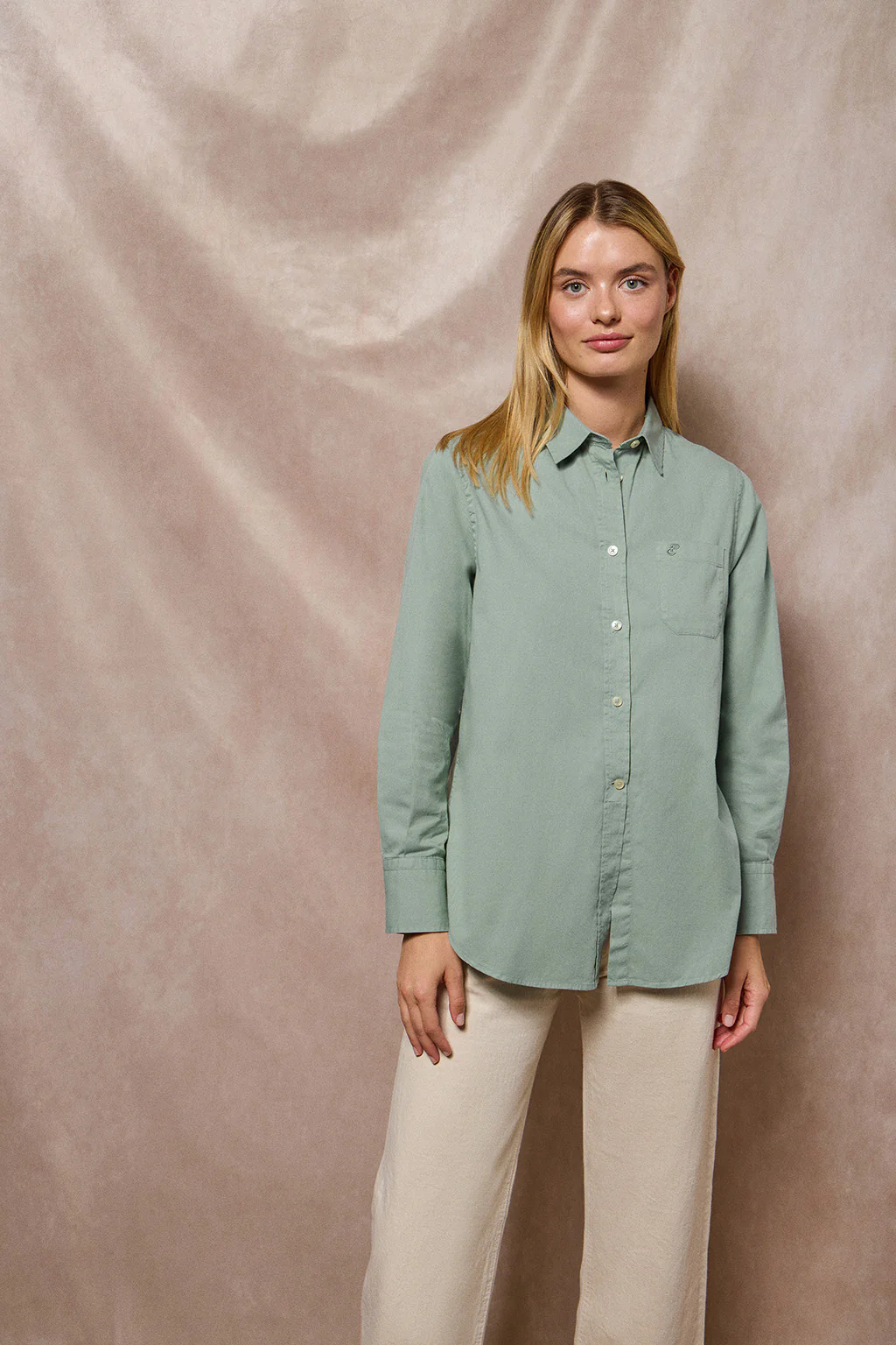 Light-green shirt Simona with monogram PC embroidery - Image 11