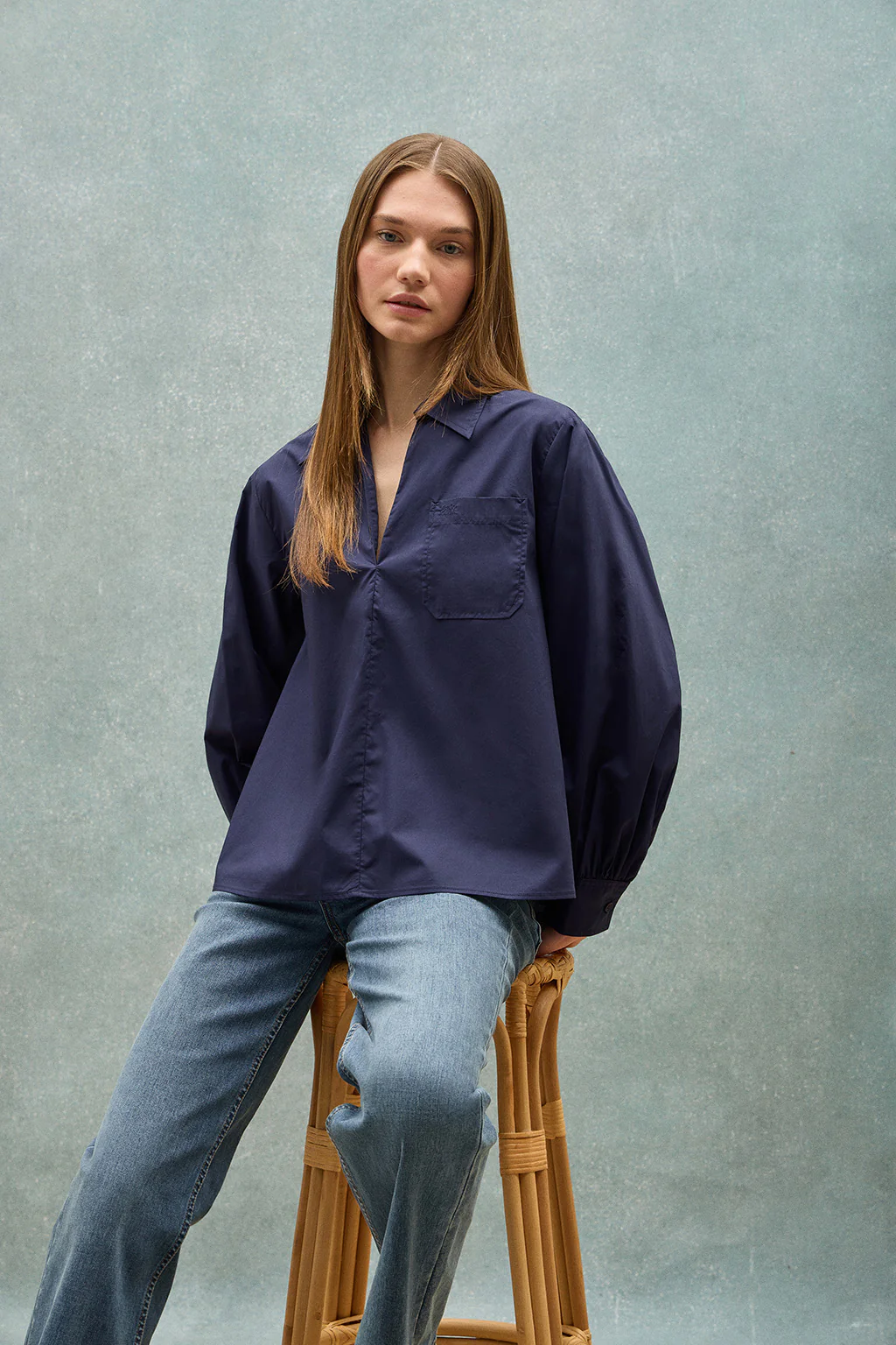 Navy-blue cotton blouse Solar with embroidered detail - Image 11