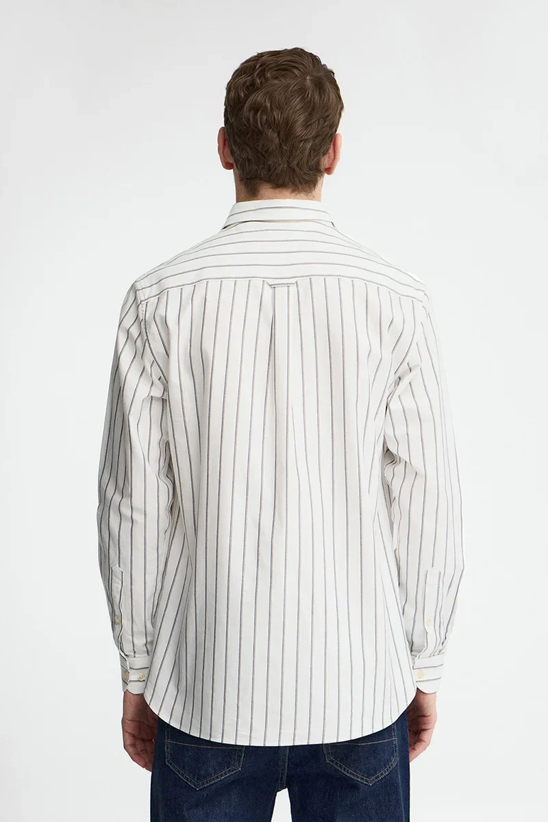 Striped regular-fit shirt in nude and navy blue with Itallian collar and Rigby Go embroidery - Image 5