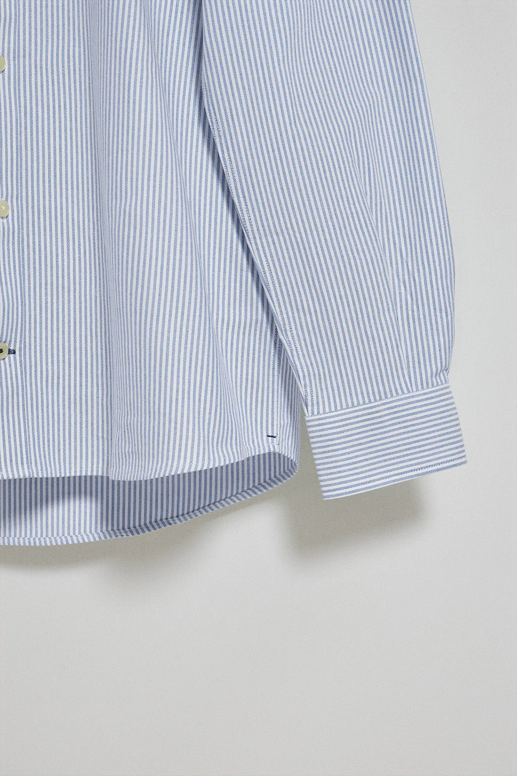 Blue striped Oxford shirt Yale with embroidered Rigby Go logo - Image 7