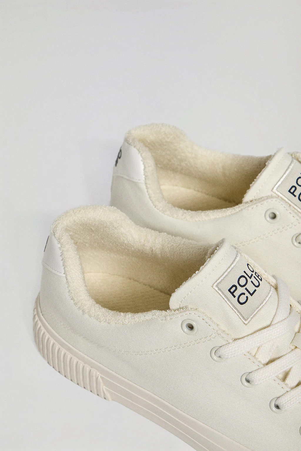 White Habana canvas trainers with Polo Club details for men - Image 3