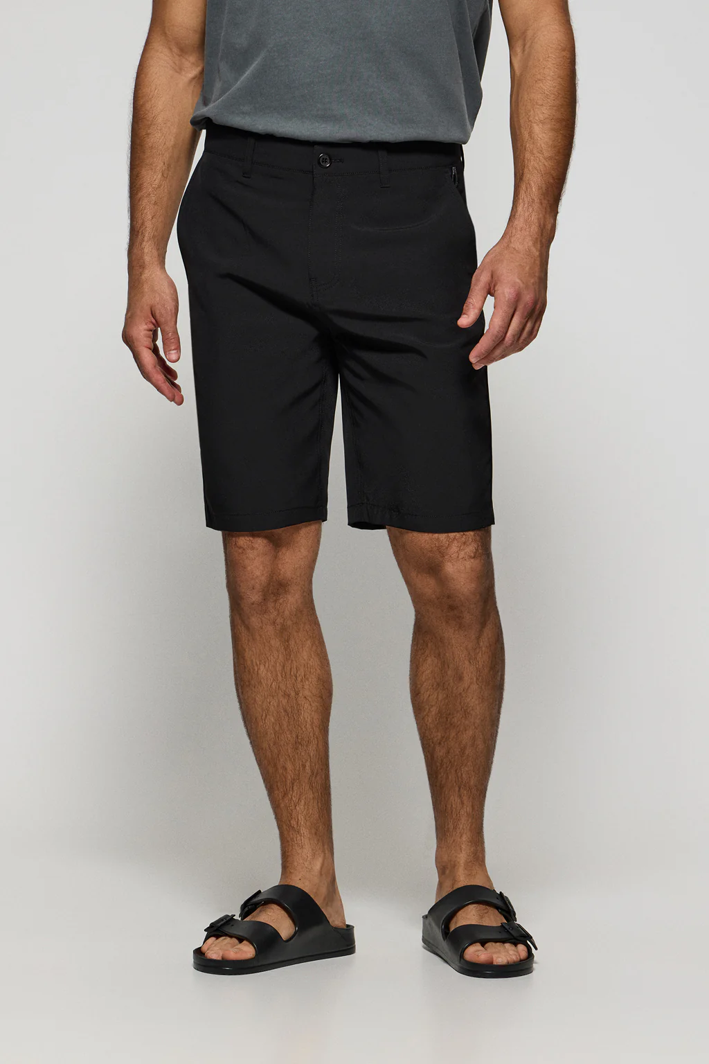 Black technical shorts Landscape - Image 4