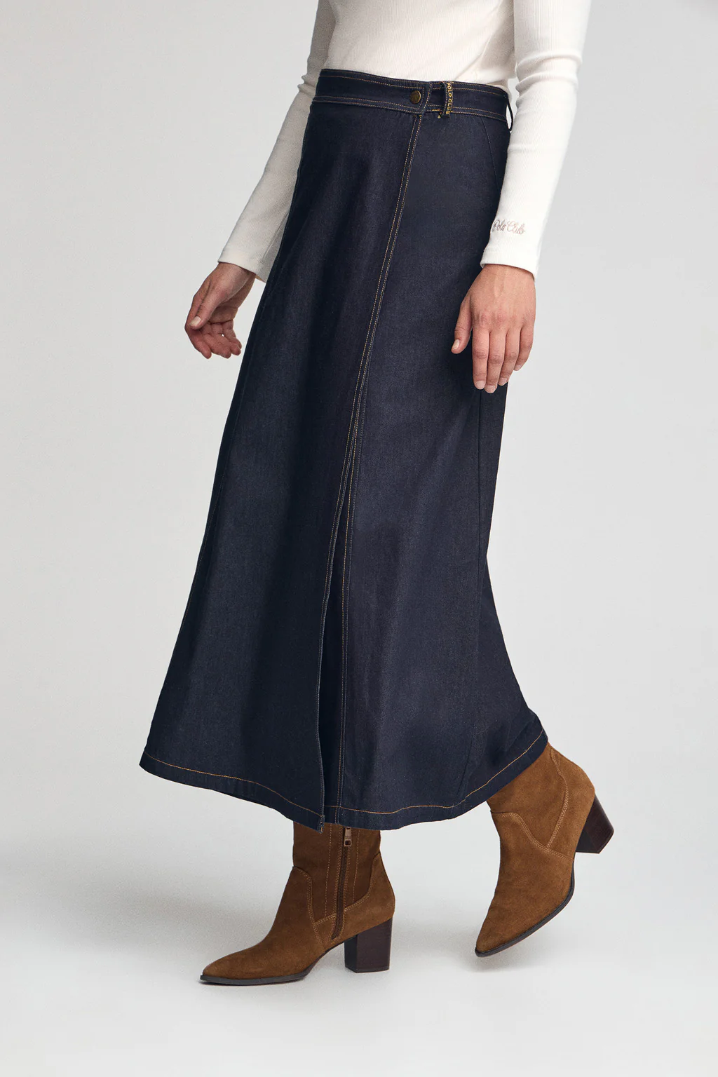 Blue denim skirt Alisa with Polo Club details - Image 4